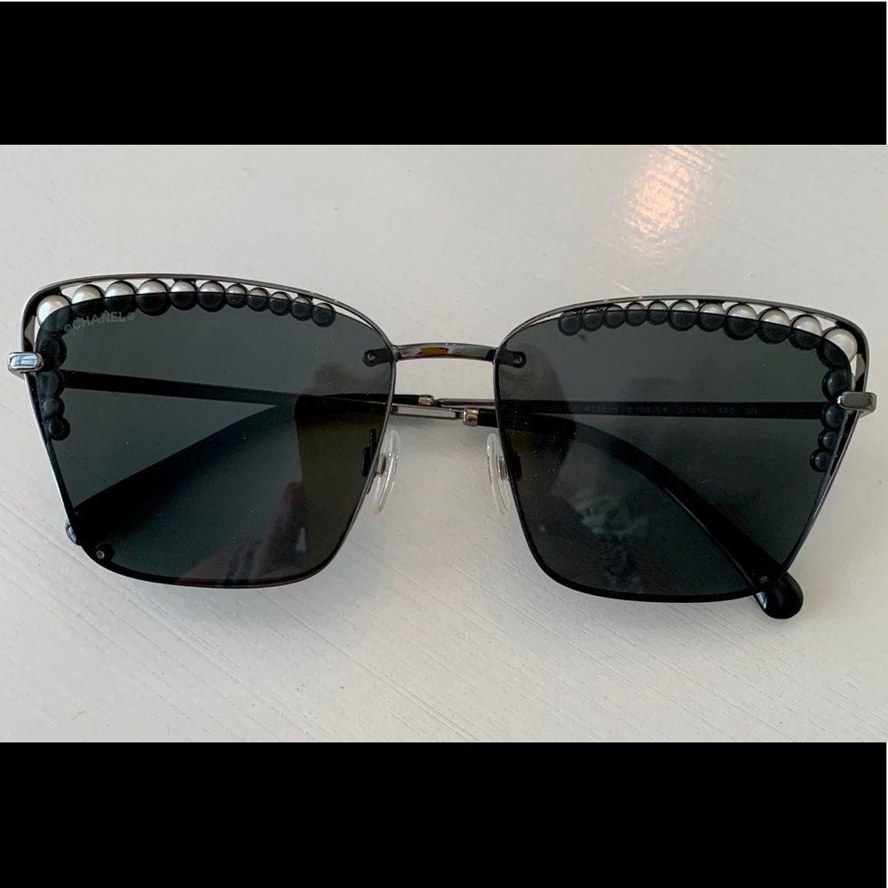Authentic Chanel sunnies with pearl accent